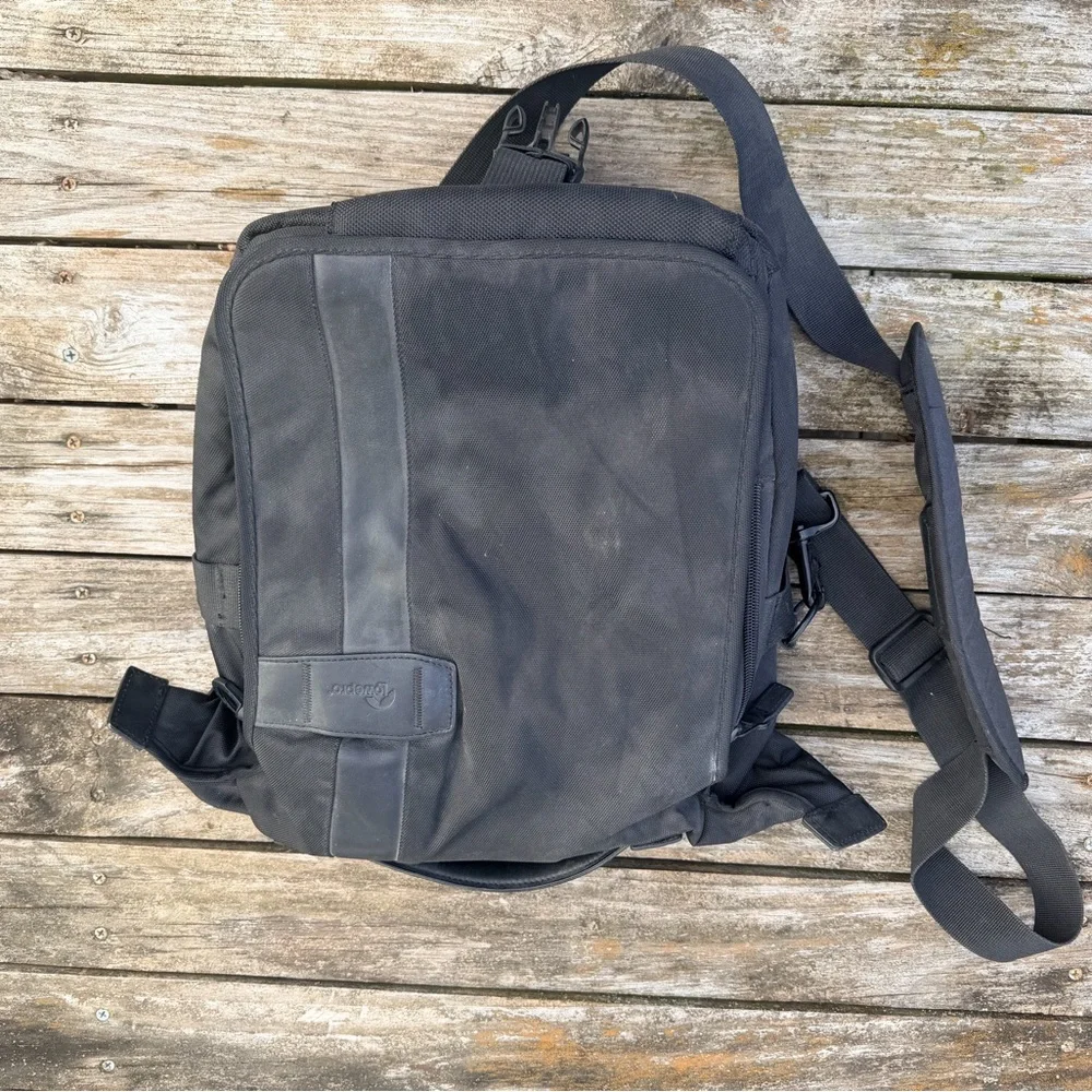 Lowepro SLR Camera Bag crossbody